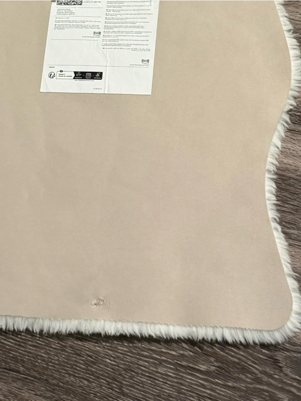 New IKEA Cream Faux Sheepskin Accent Rug